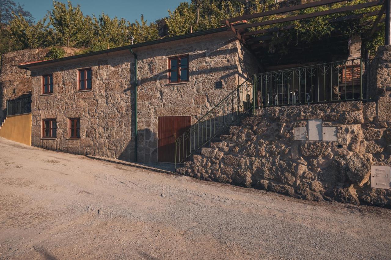 בית הארחה רסנדה 	Quinta Do Outeiro מראה חיצוני תמונה