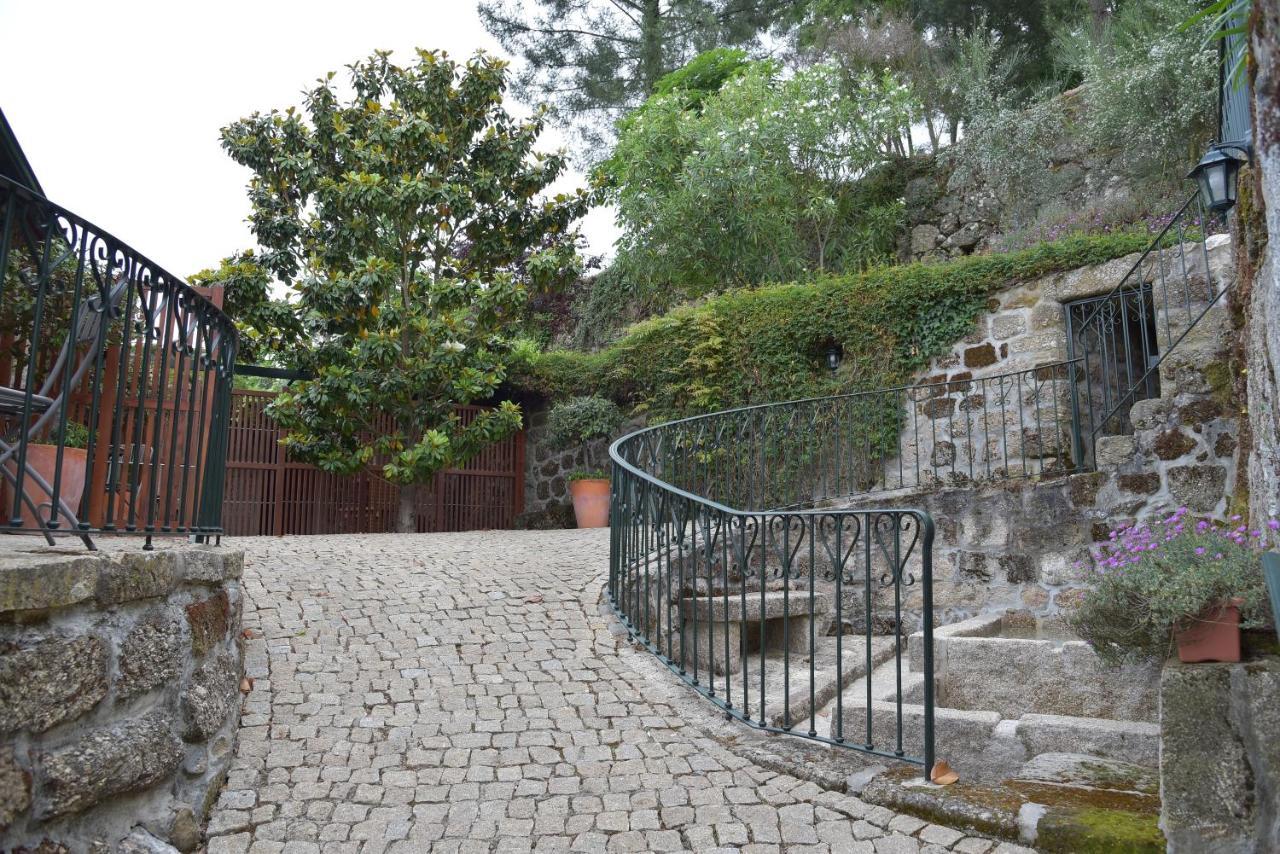 בית הארחה רסנדה 	Quinta Do Outeiro מראה חיצוני תמונה
